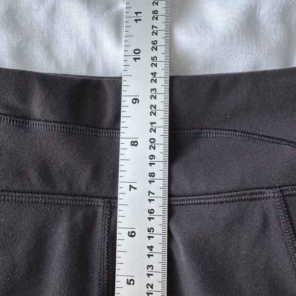 Lole Women's Athletic Shorts Moisture Wicking 4-Way Stretch Black Small‎ Biking - Picture 9 of 13